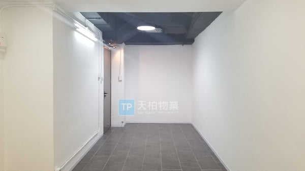 葵涌-禎昌工業大廈 | 獨立工作室，有窗，獨立冷氣，高樓底，無假天花，適合創業及各行各業，鄰近地鐵 | 建築面積: 394平方呎 | 租金HK$7,000元@HK$17.77元平方呎 【放租】(T00144)