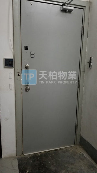 葵涌-瑞森工業大廈 |  獨立工作室，獨立門口出入，靚裝企理，冇假天花，開揚，近港鐵站，即租即用 | 建築面積: 560平方呎 | 租金HK$7,600元@HK$13.57元平方呎【放租】(T00141)
