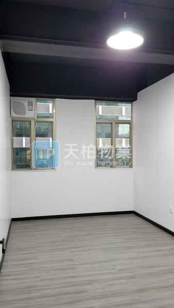 葵涌-大德工業大廈 | 靚裝，有天花地板，獨立冷氣，有窗，有公用沐浴間 | 建築面積: 270平方呎 | 租金HK$5,200元@HK$19.26元平方呎【放租】(T00149)