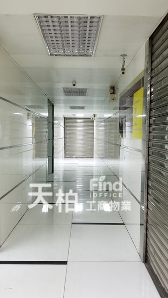 葵涌-錦濱工業大廈，葵涌近港鐡站，光猛多窗，有天花地磚，專用洗手間，玻璃大門，可入卡板，倉寫合用，可即租即用 | 建築面積: 1,728平方呎 | 租金HK$22,600元 @HK$13.08元/平方呎【放租】(T00125)